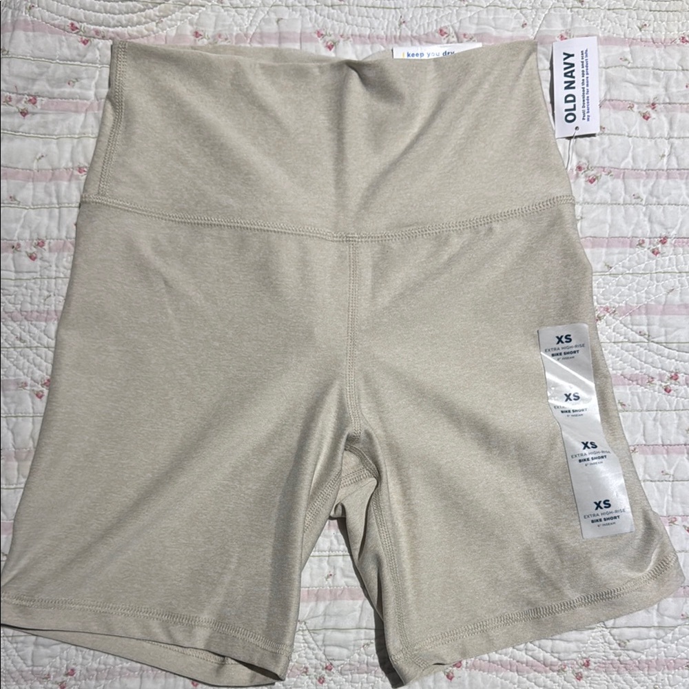 Old Navy Women's Beige Shorts
